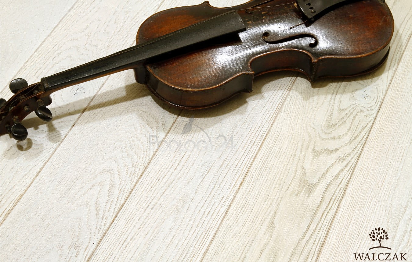 WALCZAK dąb kolor EXTRA BIAŁY szczotkowany