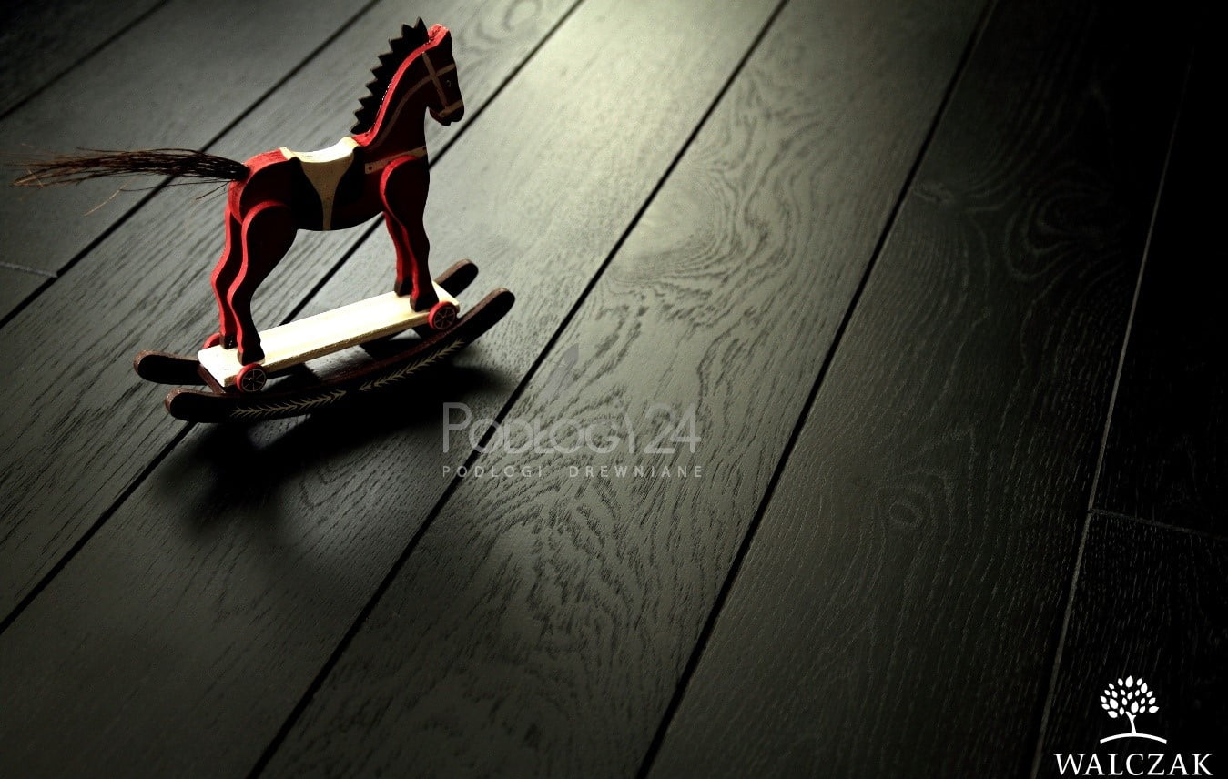 WALCZAK dąb kolor EXTRA CZARNY gładki